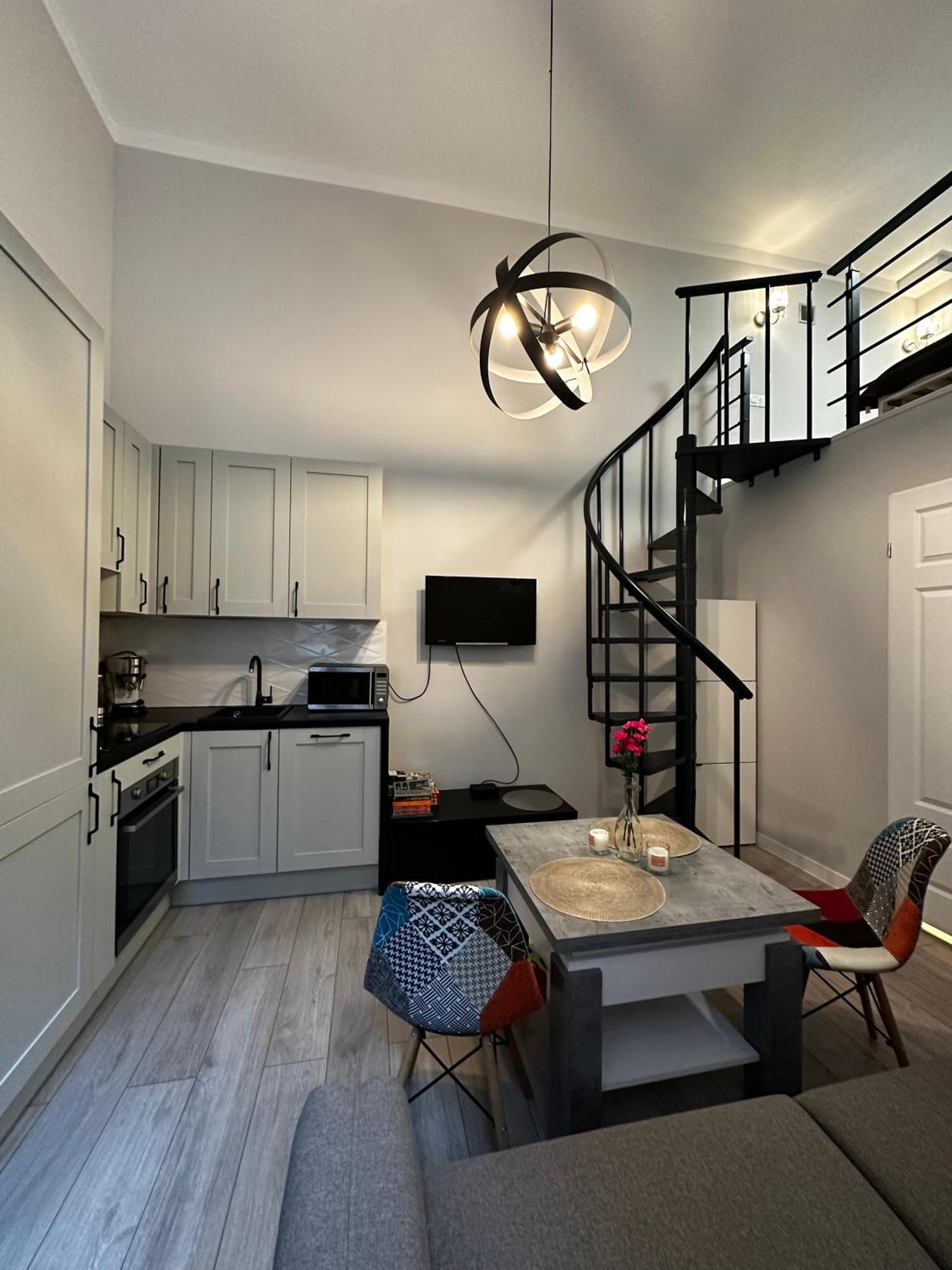 Miniapartament Jelonka Єленя-Ґура Екстер'єр фото