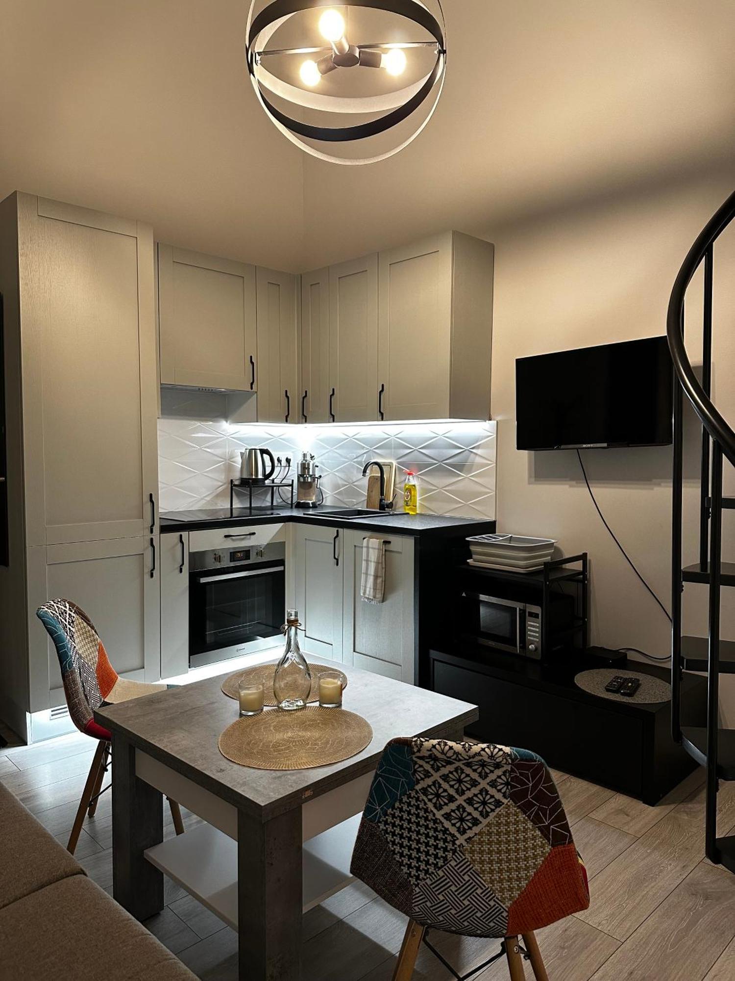 Miniapartament Jelonka Єленя-Ґура Екстер'єр фото