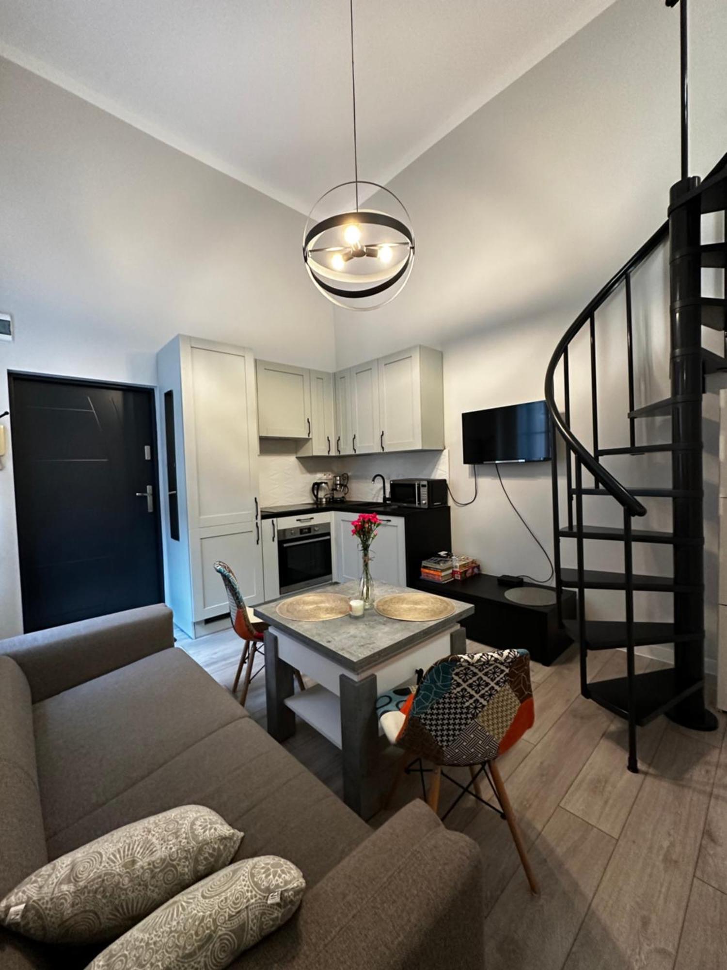 Miniapartament Jelonka Єленя-Ґура Екстер'єр фото